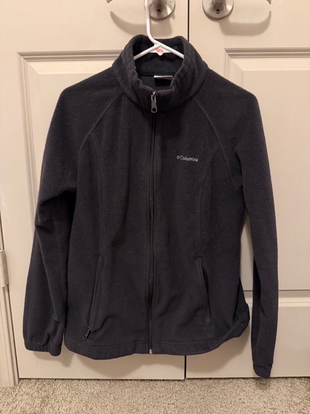 Columbia Black Full-Zip Fleece Jacket with Blue Accent